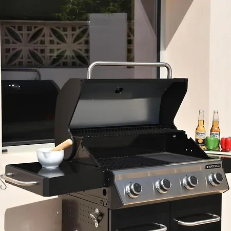 La De Ros By Aguilarent Villa